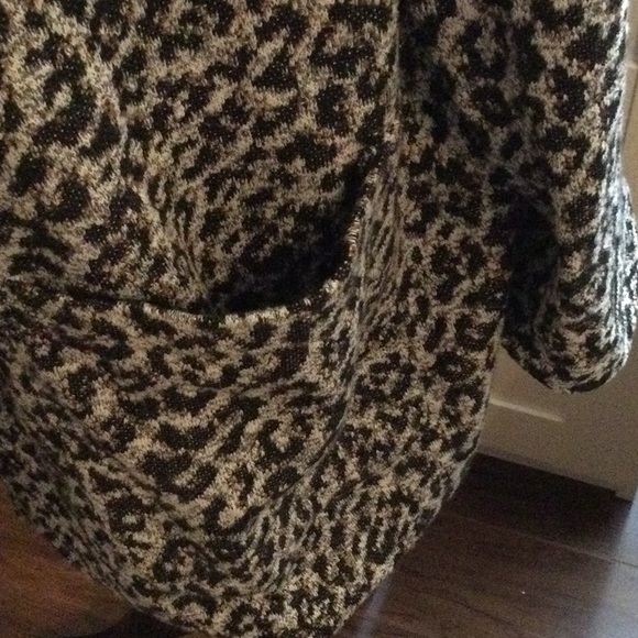 Knit cheetah print blazer - Picture 2 of 5